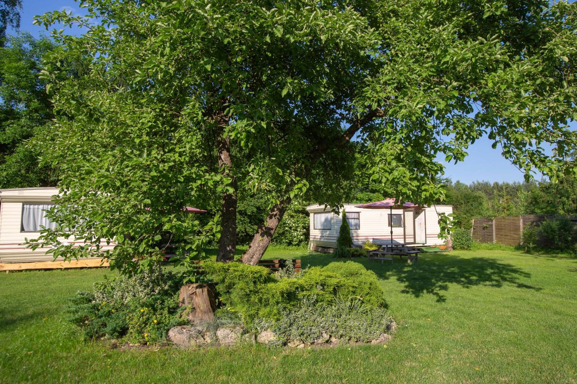 Letnisko Appartamento Zwierzyniec Esterno foto